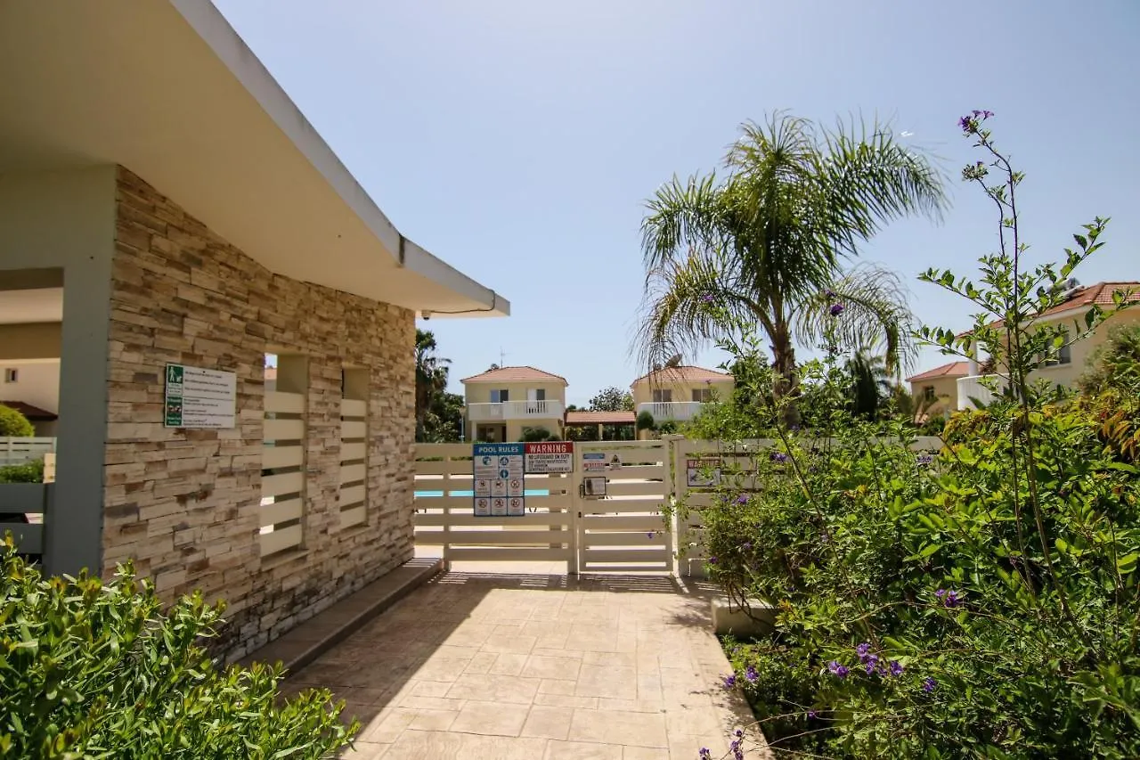 Seaside Luxury Flat Pervolia Apartment